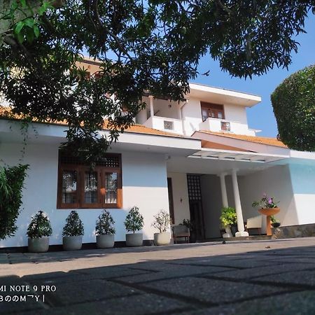 Bed and Breakfast Suriya Arana Negombo Zewnętrze zdjęcie
