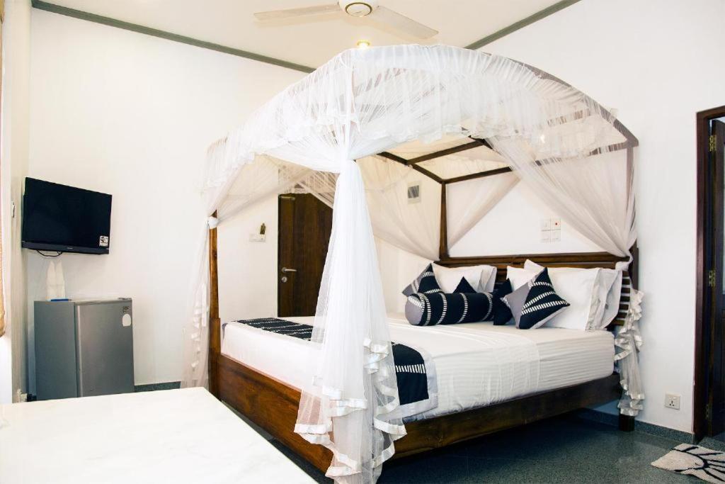 Bed and Breakfast Suriya Arana Negombo Zewnętrze zdjęcie