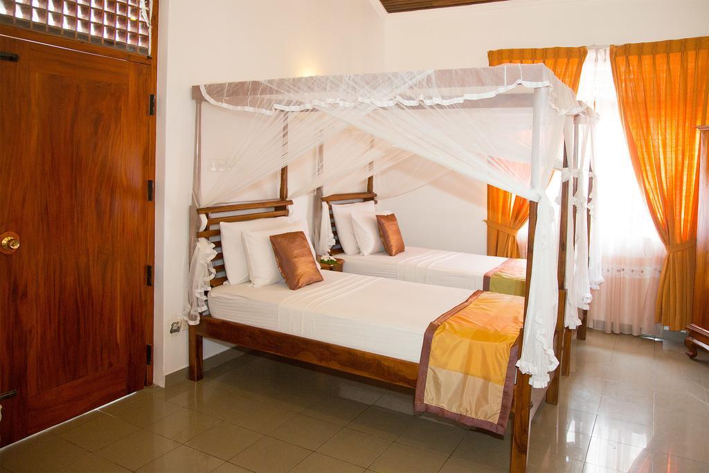 Bed and Breakfast Suriya Arana Negombo Zewnętrze zdjęcie