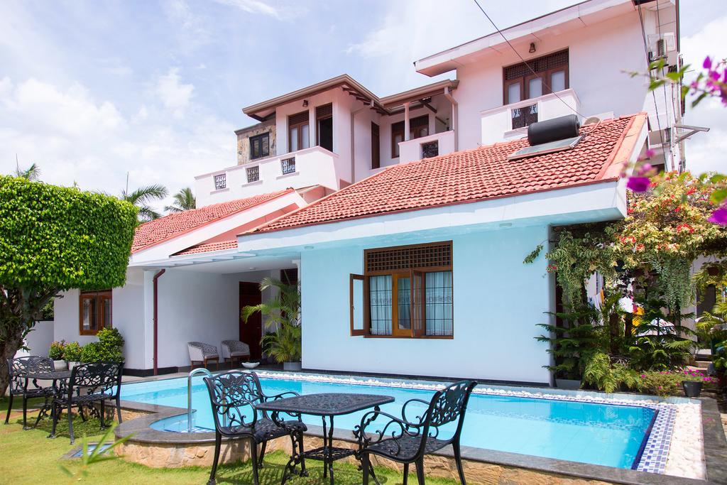 Bed and Breakfast Suriya Arana Negombo Zewnętrze zdjęcie