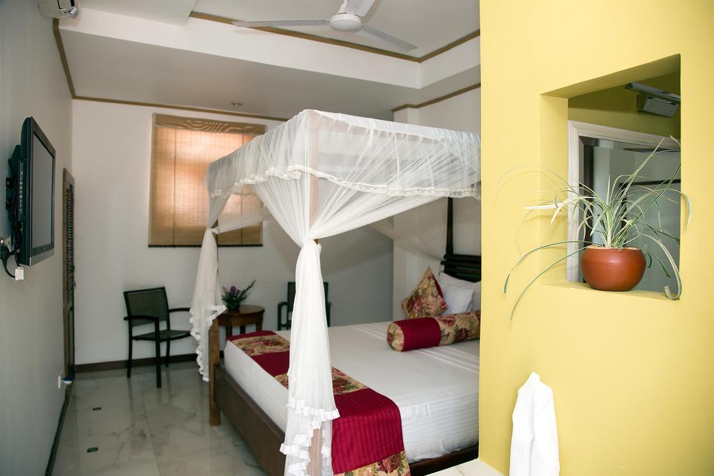 Bed and Breakfast Suriya Arana Negombo Zewnętrze zdjęcie