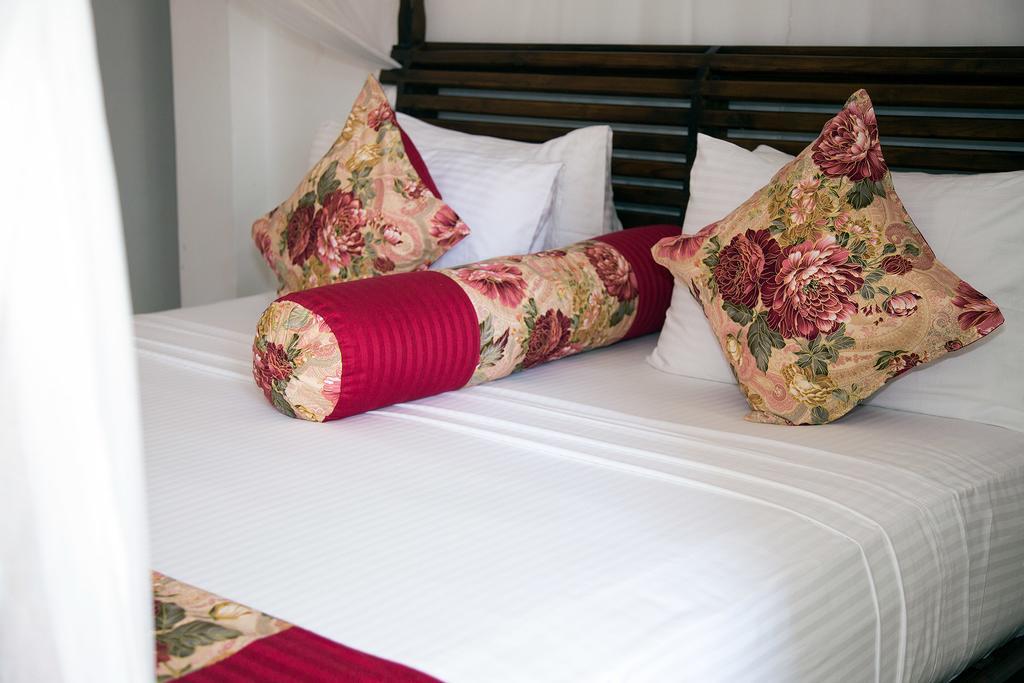 Bed and Breakfast Suriya Arana Negombo Zewnętrze zdjęcie