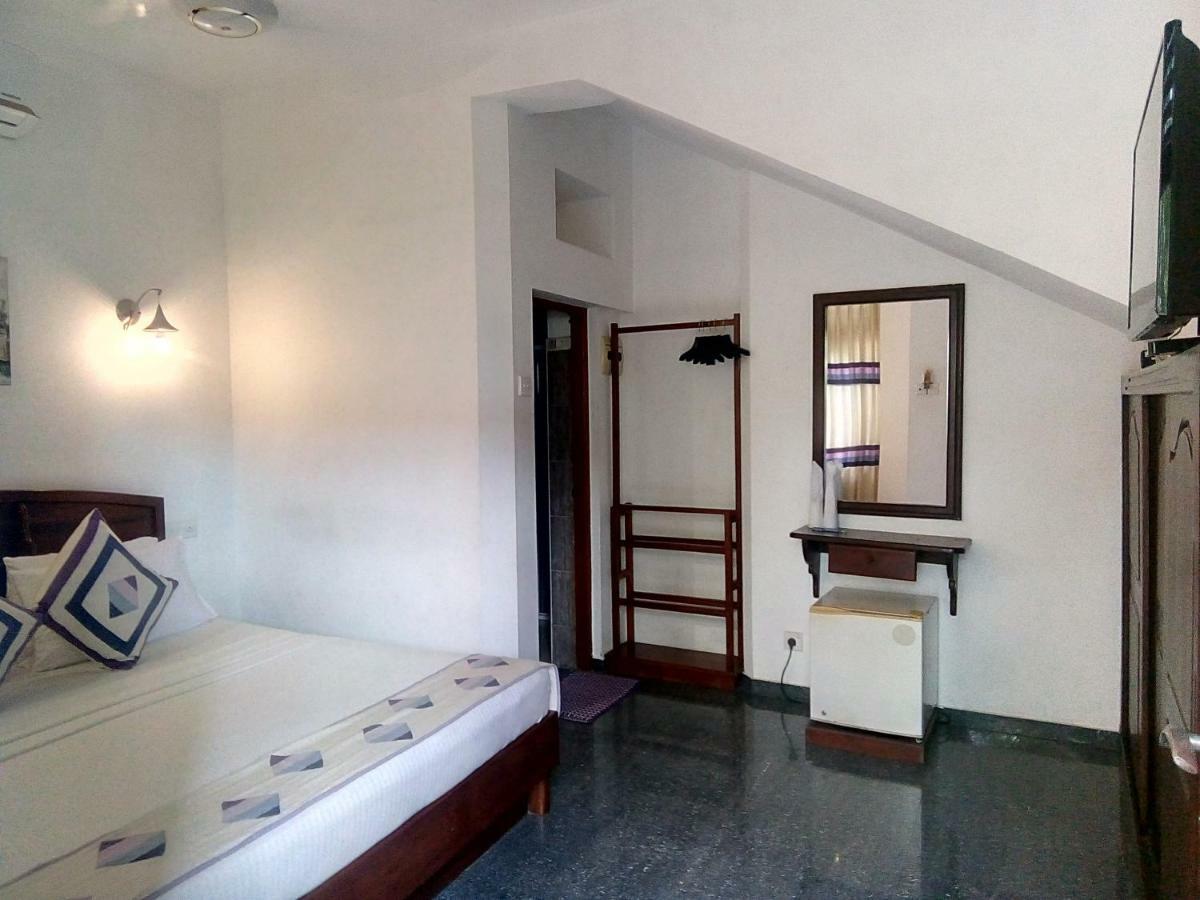 Bed and Breakfast Suriya Arana Negombo Zewnętrze zdjęcie